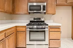 5542 Las Virgenes Rd, Calabasas, CA 91302 - Photo 17