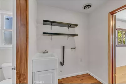 16553 Hartsook, Encino, CA 91436 - Photo 53