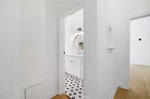 211 S Berendo St, Los Angeles, CA 90004 - Photo 23