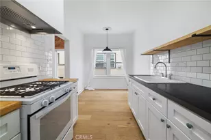 211 S Berendo St, Los Angeles, CA 90004 - Photo 9