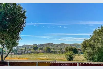 896 Bright Star Street, Thousand Oaks, CA 91360 - Photo 39