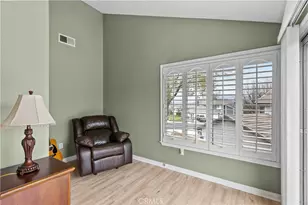 25459 Cariz Dr, Valencia, CA 91355 - Photo 35