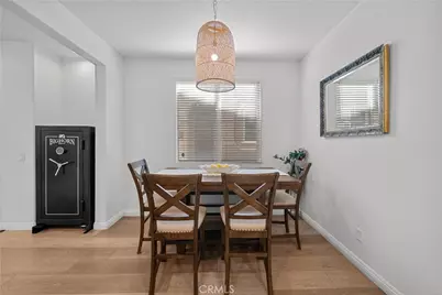 19415 Opal Lane, Saugus, CA 91350 - Photo 7