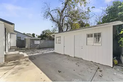 14722 Strathern, Panorama City, CA 91402 - Photo 19