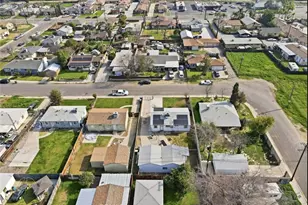 305 Jones St, Bakersfield, CA 93309 - Photo 25