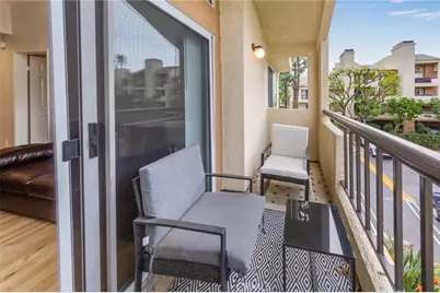 5535 Canoga Avenue #207, Woodland Hills, CA 91367 - Photo 7