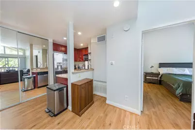 5535 Canoga Avenue #207, Woodland Hills, CA 91367 - Photo 5