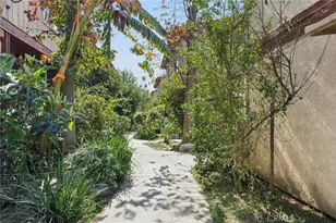 7320 Lennox Ave, Van Nuys, CA 91405 - Photo 3