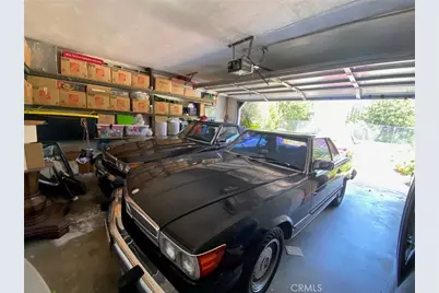 5323 Del Moreno Drive, Woodland Hills, CA 91364 - Photo 15