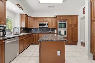 9734 Kentland, Chatsworth, CA 91311 - Photo 15