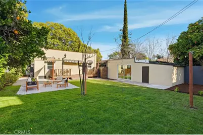 829 N Valley, Burbank, CA 91505 - Photo 37