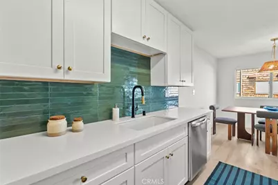 5400 Newcastle #12, Encino, CA 91316 - Photo 3