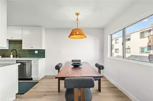 5400 Newcastle, Encino, CA 91316 - Photo 13