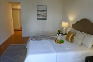 17914 Magnolia Blvd, Encino, CA 91316 - Photo 13