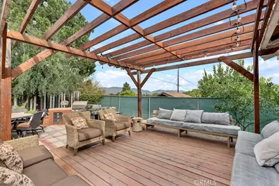 11962 Salem Drive, Granada Hills, CA 91344 - Photo 31