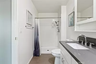 5500 Blanco Avenue, Woodland Hills, CA 91367 - Photo 23