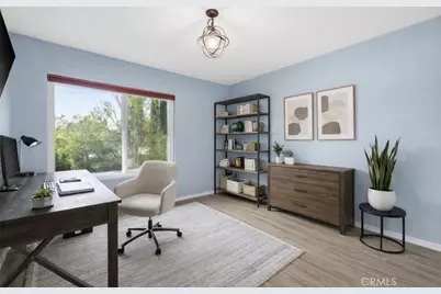 5500 Blanco Avenue, Woodland Hills, CA 91367 - Photo 27