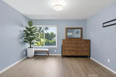 5500 Blanco Avenue, Woodland Hills, CA 91367 - Photo 21