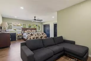 28975 Lotusgarden Dr, Canyon Country, CA 91387 - Photo 23
