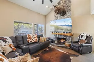 28975 Lotusgarden Dr, Canyon Country, CA 91387 - Photo 7