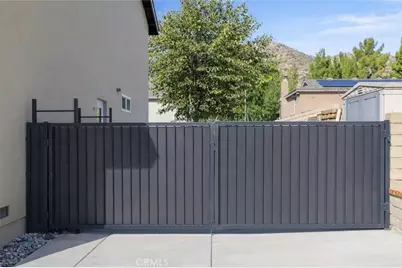 28975 Lotusgarden Dr, Canyon Country, CA 91387 - Photo 39