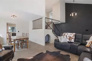 28975 Lotusgarden Dr, Canyon Country, CA 91387 - Photo 9