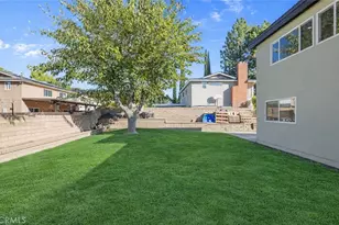28975 Lotusgarden Dr, Canyon Country, CA 91387 - Photo 33