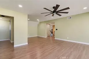 28975 Lotusgarden Dr, Canyon Country, CA 91387 - Photo 19