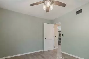 28975 Lotusgarden Dr, Canyon Country, CA 91387 - Photo 29
