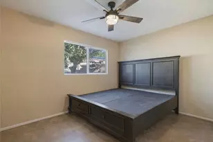 28975 Lotusgarden Dr, Canyon Country, CA 91387 - Photo 19