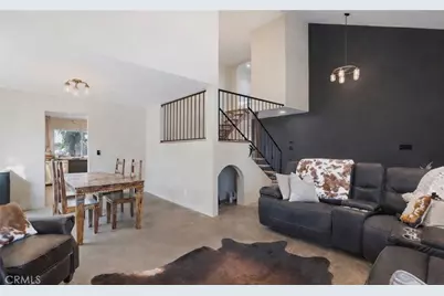 28975 Lotusgarden Dr, Canyon Country, CA 91387 - Photo 5