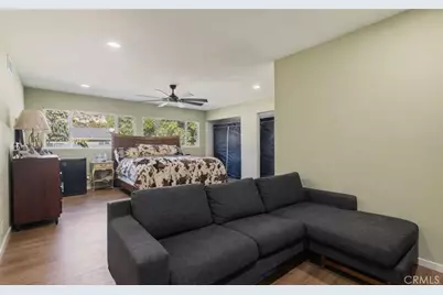 28975 Lotusgarden Dr, Canyon Country, CA 91387 - Photo 11