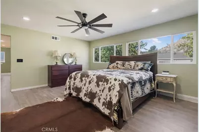 28975 Lotusgarden Dr, Canyon Country, CA 91387 - Photo 21