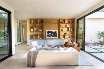 23340 Collins, Woodland Hills, CA 91367 - Photo 21