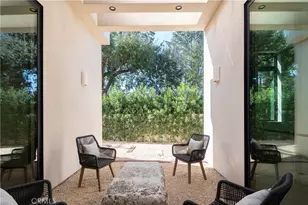 23340 Collins, Woodland Hills, CA 91367 - Photo 33