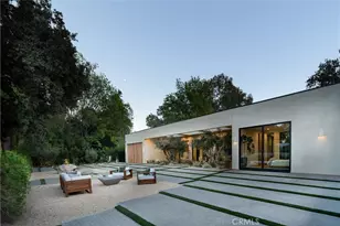 23340 Collins, Woodland Hills, CA 91367 - Photo 3