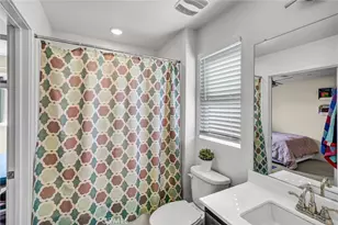 12820 N Watt Ln, Sylmar, CA 91342 - Photo 17