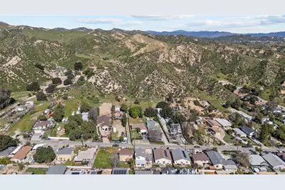 30602 San Martinez, Val Verde, CA 91384 - Photo 35