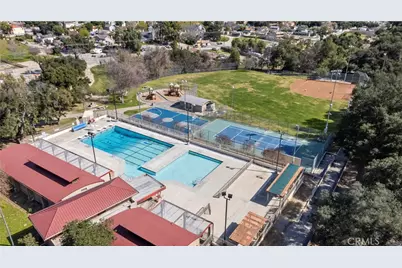 30602 San Martinez, Val Verde, CA 91384 - Photo 39