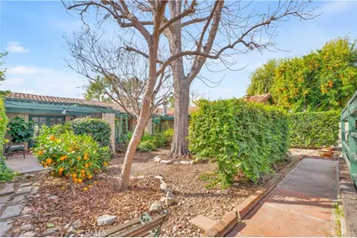 1321 W Valleyheart Drive, Burbank, CA 91506 - Photo 51