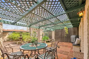 1321 W Valley Heart Dr, Burbank, CA 91506 - Photo 59