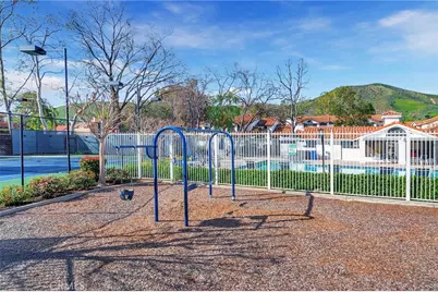 4827 Matteo, Oak Park, CA 91377 - Photo 35