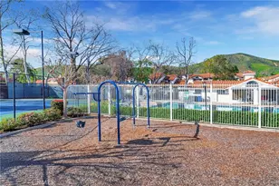 4827 Matteo, Oak Park, CA 91377 - Photo 35