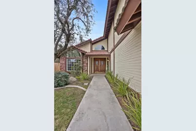 601 Las Arenas Court, Bakersfield, CA 93314 - Photo 3