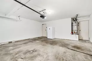 10056 Melinda Way, Northridge, CA 91325 - Photo 39