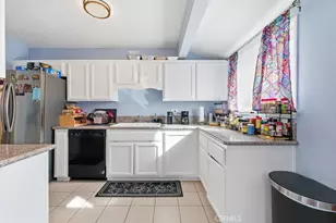 1346 W Ivyton St, Lancaster, CA 93534 - Photo 7