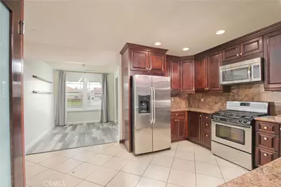 13568 Ottoman, Los Angeles, CA 91331 - Photo 7