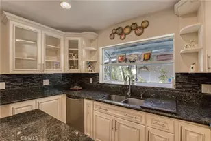 19016 Runnymede, Reseda, CA 91335 - Photo 7