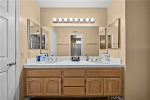 1934 Erin Way, Glendale, CA 91206 - Photo 39