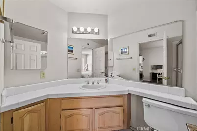 1934 Erin Way, Glendale, CA 91206 - Photo 33